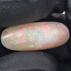 Black Crystal Opal 6,30 ct Multicolor Vollopal