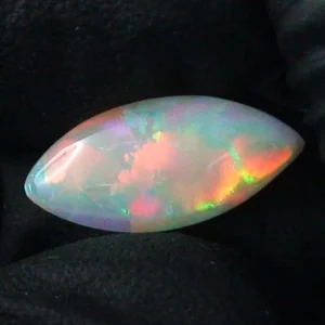 2,90 ct White Opal Multicolor Edelstein Lightning Ridge Australien