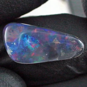 3,54 ct Black Crystal Opal Vollopal