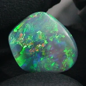 3,29 ct Semi Black Opal Lightning Ridge Australien Opalstein Edelstein