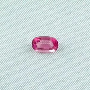1,27 ct Turmalin Neon Pinker Rubellit Oval Facettierter Edelstein