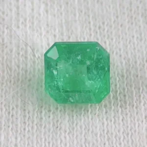 1,28 ct Grüner Smaragd Emerald Cut Edelstein als Schmuckstein
