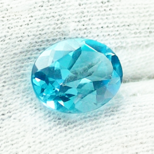 2,91 ct Blautopas Swiss Blue Oval Schliff Topas Edelstein