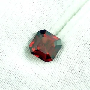 3,00 ct. Granat Blut Roter Edelstein Emerald Schliff