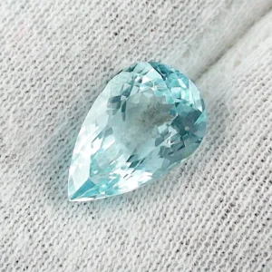 3,81 ct. AAA Aquamarin im Tropfen Schliff 13,56 x 8,84 x 5,96 mm