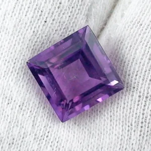 Violetter Amethyst 4,78 ct Princess Cut