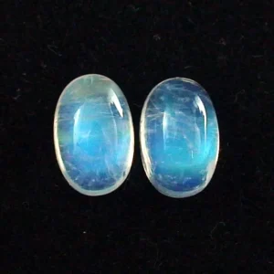 4,14 + 4,22 ct. Mondstein Pärchen mit  Blautönen