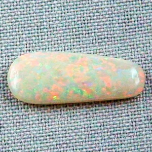White Opal 8,14 ct. Multicolor Coober Pedy Whiteopal