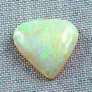 White Opal 11,32 ct. Multicolor Coober Pedy Whiteopal
