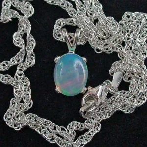925er Sterling Silber Opalanhänger mit Welo Opal (1,57 ct) aus Australien inkl. Silberkette