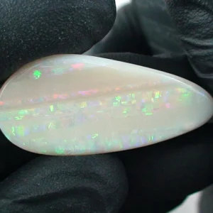 22,99 ct White Opal Multicolor Edelstein Lightning Ridge Australien