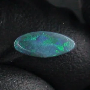 0,53 ct Semi Black Opal Lightning Ridge Australien Opalstein Edelstein