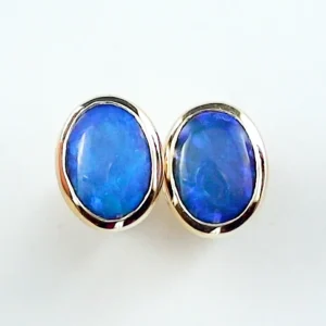 18k Gold Opal-Ohrstecker mit 0,72 + 0,78 ct. Black Crystal Opalen