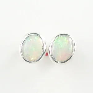 White Opal Ohrstecker 0,64 ct. + 0,62 ct. aus 935er Silber