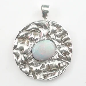 935 Silber Anhänger mit 0,85 ct. White Opal – Eleganter Designer-Anhänger mit White Opal aus Lightning Ridge