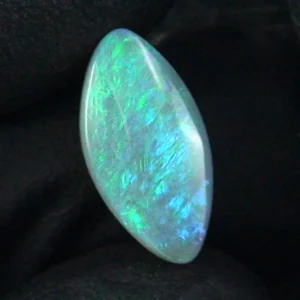 3,17 ct Semi Black Opal Lightning Ridge Australien Opalstein Edelstein