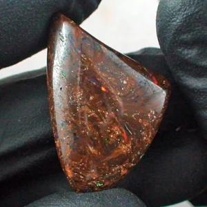 31,55 ct Koroit Boulder Opal Multicolor