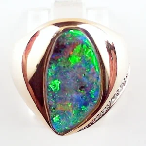 18k Gelbgold Ring mit Boulder Opal und Diamanten – Elegantes Designer-Schmuckstück mit 8 ct Top GEM Class Boulder Opal