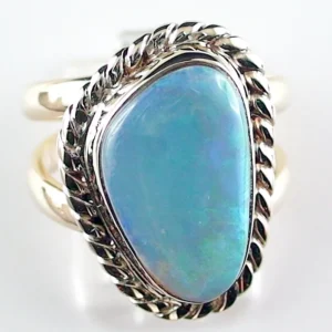 14k Gelbgold Opalring mit Semi Black Opal – Eleganter Designer-Ring mit 8 ct Top GEM Class Semi Black Opal