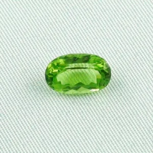 3,43 ct Peridot Oval Schliff Chrysolith Edelstein Ringstein