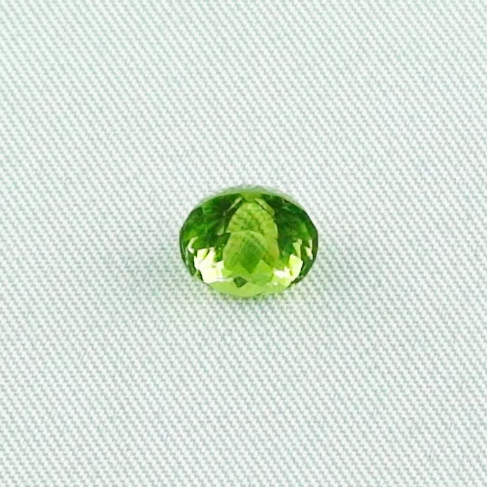 ES00225 1 spitzen peridot edelstein edelsteine online kaufen