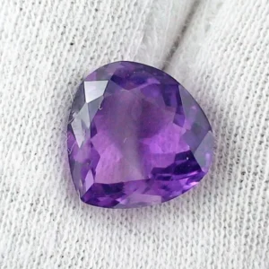 Violetter Amethyst 4,78 ct Pear Cut