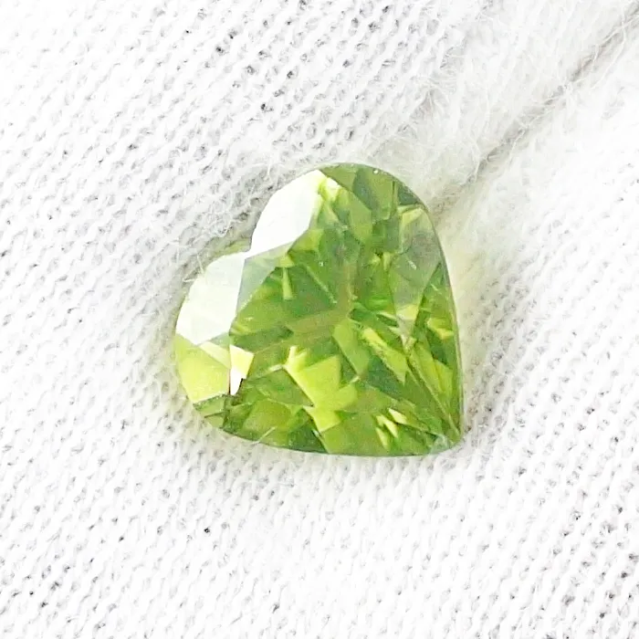ES00759 1 tripple a peridot peridot edelsteine sicher online bestellen