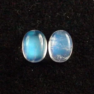 2,63 + 2,54 ct. Mondstein Pärchen mit  Blautönen Oval Cabochon