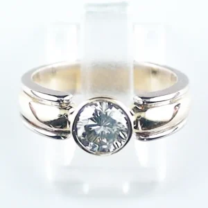 18k Goldring mit Brillant – Dreifach-Ringschienen aus Weißgold und Gelbgold