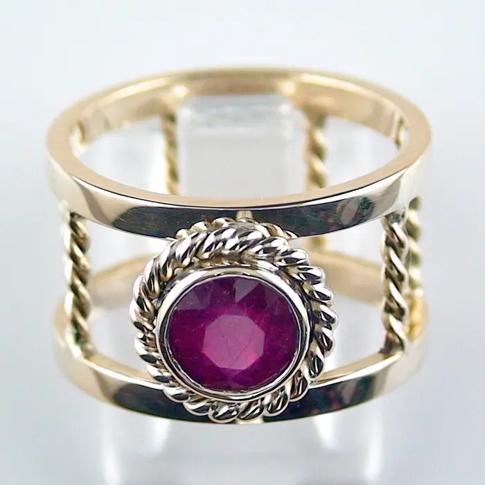 K00060 1 18k goldring mit rubin edlen goldschmuck sicher online kaufen.jpg