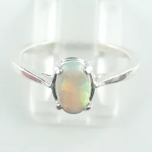 Opalring aus 925er Sterling Silber mit einem 0,71 ct. mit Multicolor Black Crystal Opal