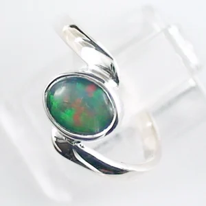 935er Opal Ring mit 0,78 ct. Multicolor Crystal Opal