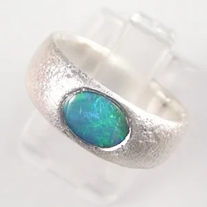 935er Opal Ring mit 0,39 ct. Blau Türkis Grüner Crystal Opal