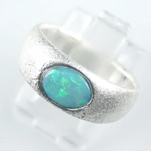 935er Opal Ring mit 0,60 ct. Crystal Opal