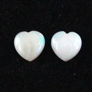 Herzform White Opal Pärchen aus Coober Pedy 0,87 ct. + 0,95 ct.