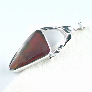 Massiver Silberanhänger mit 7,23 ct. Ammolith