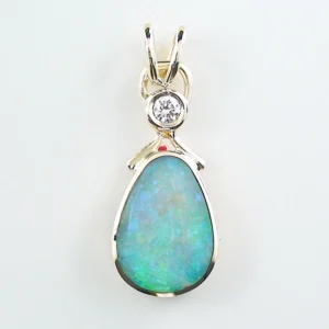 750er Gelbgold Anhänger mit GEM Class Black Crystal Opal aus Lightning Ridge und natürlichem Diamant – 2,82 ct Türkis Grün Blau Farbenspiel