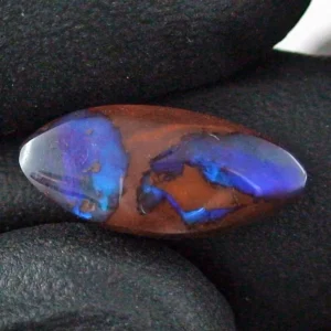 4,58 ct. Boulder Opal aus Australien – Intensives Neonblau & Türkis