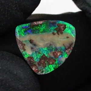 3,11 ct. Boulder Opal aus Australien – Faszinierendes Farbspiel in Grün und Türkis