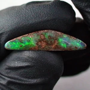 8,22 ct. Boulder Opal aus Australien – Intensives Farbspiel in Grün und Türkis