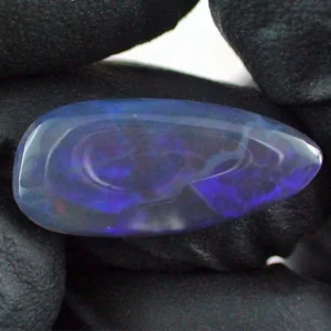 7,06 ct Black Crystal Opal Vollopal