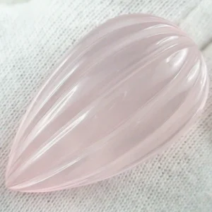 Rosenquarz in zartrosa 59,20 ct - Tropfen Cabochon - 34,01 x 20,52 x 12,87 mm
