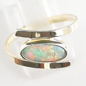585er / 14k Gelbgold Spiral-Opalring mit GEM Class 0,90 ct. White Opal aus Lightning Ridge