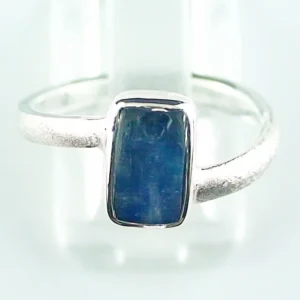 935er Silberring mit 1,36 ct. blauen Mondstein