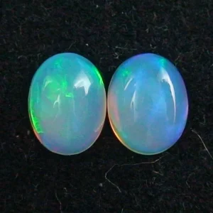 Welo Opal Pärchen 1,39 u. 1,55 ct Multicolor Milchopale Opale