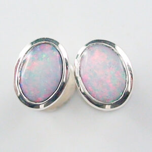Silber-Ohrstecker mit 1,24 ct White Opalen aus Coober Pedy