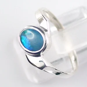 935er Opal Ring mit 0,79 ct. Türkis Grüner Crystal Opal