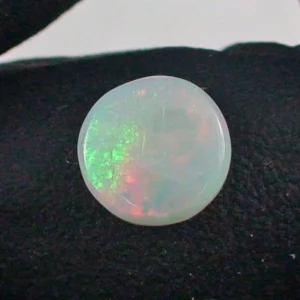 1,00 ct White Opal Multicolor Vollopal aus Coober Pedy Fire