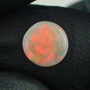 1,02 ct White Opal Multicolor Vollopal aus Coober Pedy Fire