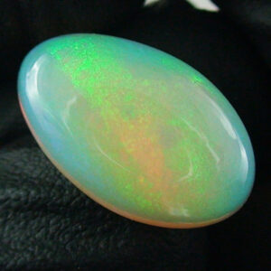 Welo Opal 7,04 ct Multicolor Vollopal aus Afrika - Die Wiege des Lebens